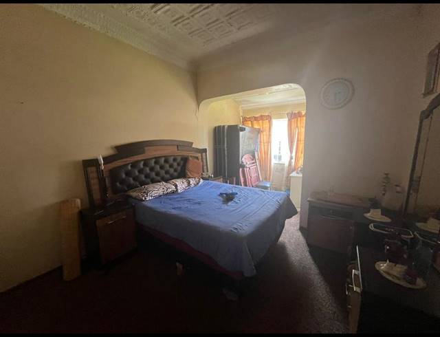 6 BEDROOM HOUSE FOR SALE IN ORANGE GROVE